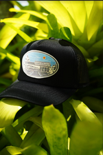 Hounds Inn Trucker