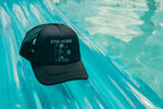 One size fits most  curved bill  breathable mesh rear  Ajustable snapback panel  Cotton and Mesh 